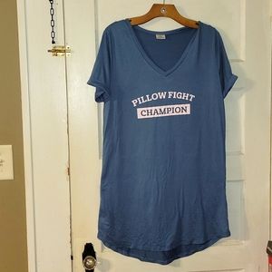 Night gown or Night Shirt NWOT Blue and Pink Medium/Large